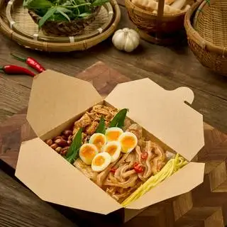 Bánh tráng trộn TAI HEO SỐT THÁI (phần 8-10 người) - 420.000 ₫ tại Chóp Chép - Bánh Tráng Trộn Tóp Mỡ Lòng Đào - Lê Lai