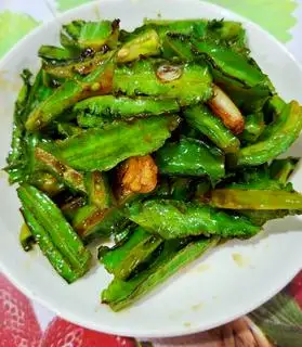 Hình ảnh Đậu rồng xào tỏi