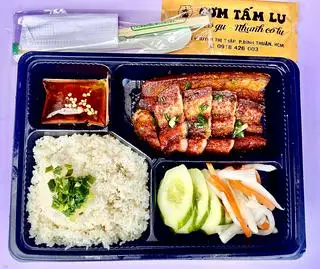 Cơm ba rọi Lu - 99.000 ₫ tại Cơm Tấm Lu Dì Út - Nguyễn Thị Thập