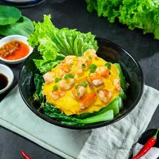 Hình ảnh Mì Trộn Tôm Phủ Trứng