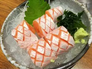 Sashimi bụng cá hồi - salmon belly sashimi 5 pc - 149.000 ₫ tại Sakura Sushi - Omakase & Set Platter - Võ Văn Vân