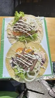 Beef tacos - 2 pcs - 109.000 ₫ tại Bánh Mì Burger, Kebab Falafel & Smoothies - Gotcha Saigon - Đề Thám