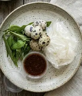 Bánh tráng chấm sốt muối tắc 5 trứng - 28.000 ₫ tại Ăn Vặt Trừ Cơm - Bánh Tráng Trộn Mỡ Hành Thơm Bơ - Thích Quảng Đức