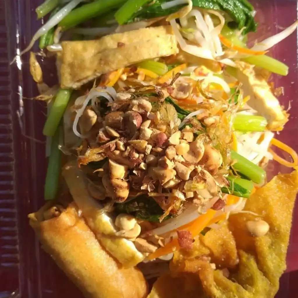 Bún mì xào - 28.000 ₫ tại Quán Chay Trúc Phương - Đông Hưng Thuận 23