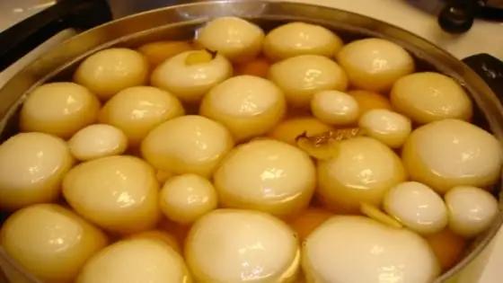 Chè trôi nước - 25.000 ₫ tại Quán Chè Các Loại - Phan Sào Nam