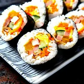 Hình ảnh Kimbab thường