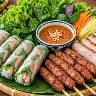 Hình ảnh Gỏi cuốn nem nướng thịt heo suất (4 chiếc)