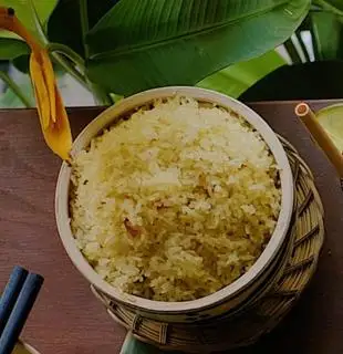 Cơm thêm (nhỏ) - 22.000 ₫ tại Bếp Người Hội An - Tiệm Mì Quảng & Cơm Gà - Trần Quốc Toản