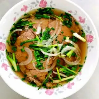 Phở bò nạm - 80.000 ₫ tại Phở Phú Vương - Nguyễn Thái Bình