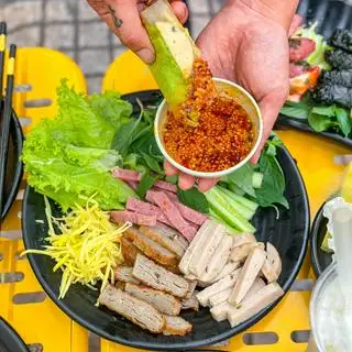 Nem Chua Ngũ Vị  - 45.000 ₫ tại Đà Lạt Nhỏ - Bánh Cuốn & Ăn Vặt - Võ Văn Tần