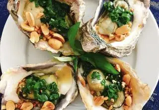 Hình ảnh Hào nướng mỡ hành 