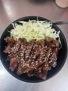 Hình ảnh Cơm bò bít tết nướng