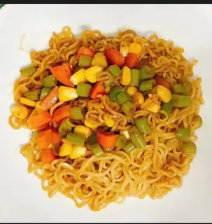 Hình ảnh mì trộn rau củ