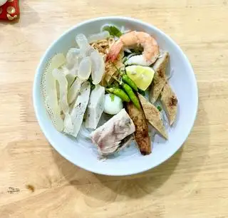 Bánh canh nha trang thập cẩm - 73.000 ₫ tại Bánh Canh & Bún Cá Nha Trang Cô Nga - Gò Ô Môi
