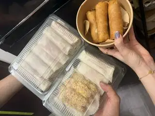 Hình ảnh NEM PHOMAI VỎ GIÒN ( sống )