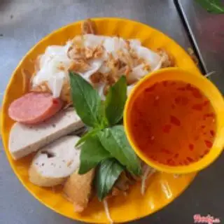 bánh ướt chả đặc biệt  - 44.000 ₫ tại Bánh Cuốn Nóng Hà Nhi