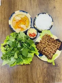 Bún chả vuông - 80.000 ₫ tại Bún Chả Việt - Nguyễn Đình Chiểu