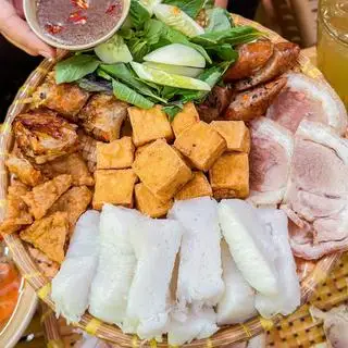 bún đậu đặt biệt có Lòng - 110.000 ₫ tại Bún Đậu Mắm Tôm & Bún Chả Hà Nội - Quốc Lộ 50
