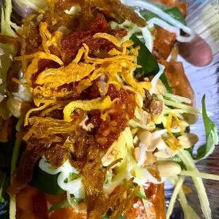 Bánh tráng cuốn - 27.000 ₫ tại Bánh Tráng Trộn & Ăn Vặt - Nguyễn Văn Linh