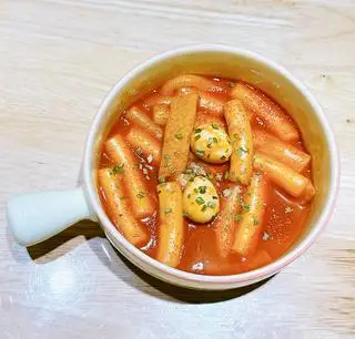 Hình ảnh Tokbokki cay