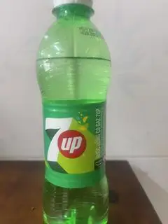 Hình ảnh 7 up chai