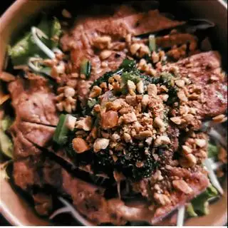 Bún Thịt Nướng - 47.000 ₫ tại Lucky - Bún Thịt Nướng & Ăn Vặt - An Dương Vương