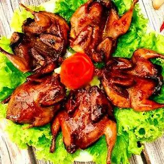 Hình ảnh Chim cút chiên 2 con