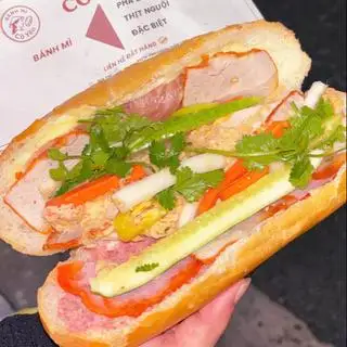 bánh mì xá xíu thit nguội ổ lớn  - 30.000 ₫ tại Bánh Mì Cô Yến - Vĩnh Khánh