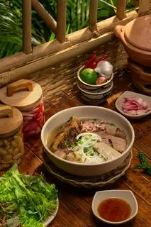 Bún bò Đặc biệt Đuôi - 90.000 ₫ tại Bún Bò Bình Định Phan Lành - Thiên Phước
