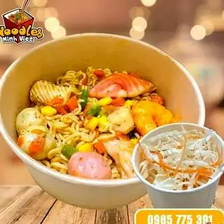 Hình ảnh Mì trộn fulltoping kèm salat