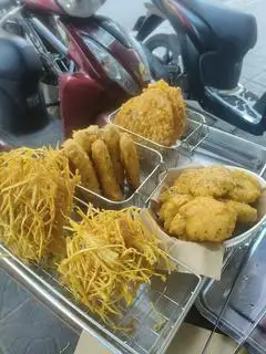 Hình ảnh Bánh ngô chiên giòn 