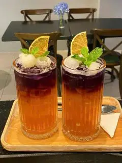 Trà hoa đậu biếc cam long nhãn - 49.000 ₫ tại Bamboo Bistro Coffee & Healthy Food - Võ Thị Sáu