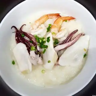 Cháo Hải Sản - 65.000 ₫ tại Toàn ký Mì Gia - Nguyễn Văn Cừ