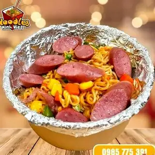 Hình ảnh Mì trộn lạp xưởng