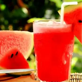 Dưa Hấu Ép Ly Khổng Lồ - 30.000 ₫ tại Nước Ép Bưởi & Nước Ép Trái Cây - Nguyễn Xí