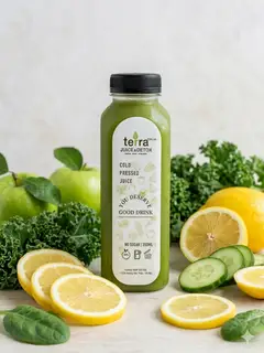 Hình ảnh Detox #1: Táo, dưa leo, kale, bó xôi, chanh, gừng