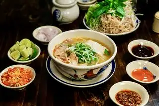 Hình ảnh Bún bò nạm chả