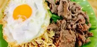 Hình ảnh Mì xào bò trứng 2 vắt