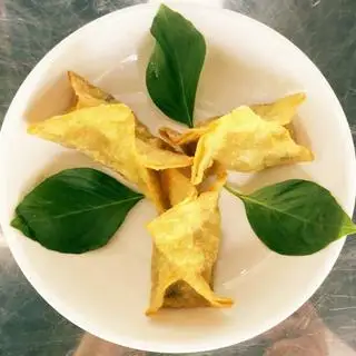 Hình ảnh Hoành thánh chay 3 viên