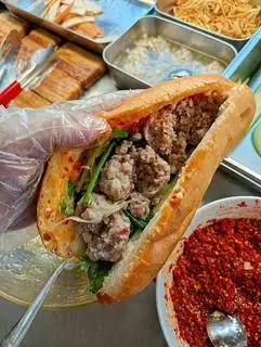 Bánh mì xíu mại  Đà Lạt - 37.000 ₫ tại Bánh Mì Chả Cá Phan Rang Gia Huy - Đường Số 10