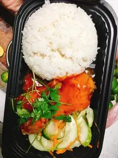 Hình ảnh Xôi đùi gà sốt cay Hàn Quốc
