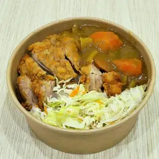 Hình ảnh Cơm cà ri đùi gà chiên giòn