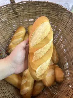 Hình ảnh Bánh mì không