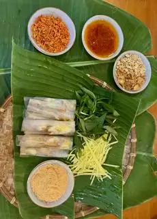 Bánh tráng cuốn muối Tây Ninh - 30.000 ₫ tại Bánh Tráng Trộn Ngon - Vinhomes Tân Cảng