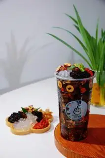 Sâm Bông Cúc Táo Đỏ- Full 7 Topping  - 29.000 ₫ tại Nước Sâm Dược Bảo Bối - Lạc Long Quân 