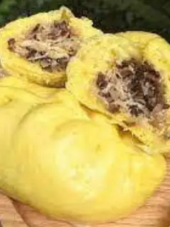 Hình ảnh Bánh bao tươi nhân gà quay thơm ngon