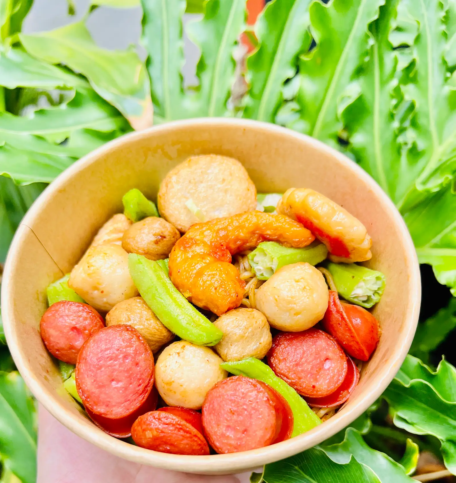 Hình ảnh Mì trộn cá viên chiên tổng hợp 