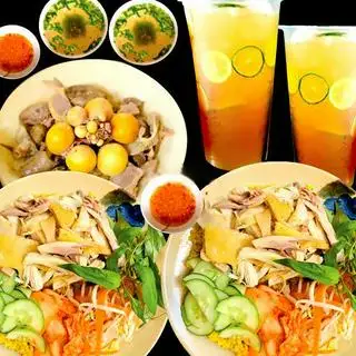 Combo 2 cơm đặc biệt - 1 tô canh gà là giang lớn - 2 ly trà tắc - 241.000 ₫ tại Con Gà Mái - Cơm Gà Phú Yên - Trần Cao Vân