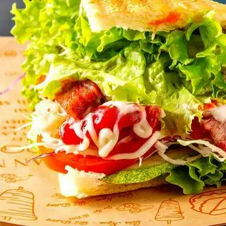 Kebab Heo - 28.000 ₫ tại Bánh Mì Kebab Anna - Nguyễn Thượng Hiền 