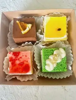 Mini cake - 53.000 ₫ tại Quán Chay & Bánh Nhà Bò - Võ Văn Kiệt